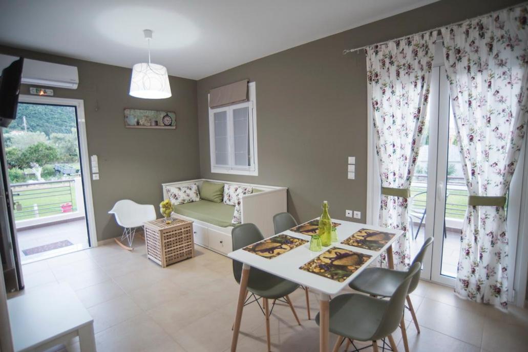 Casa Di Varco Ferienhaus Frínion